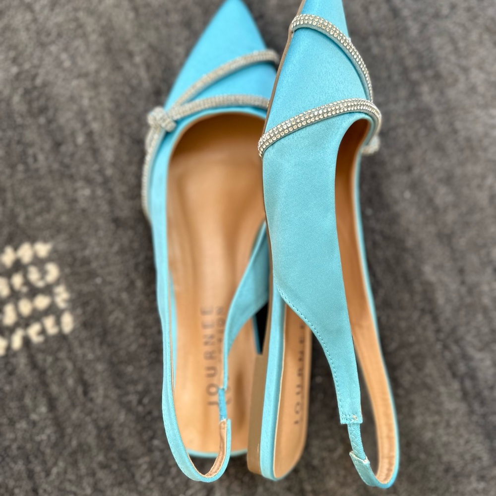 Journee Collection Women's Blue Slingback Heels Size 8.5 - Picture 4 of 6